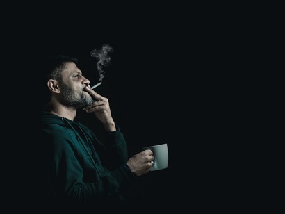Fumador de várias substâncias, está doente
