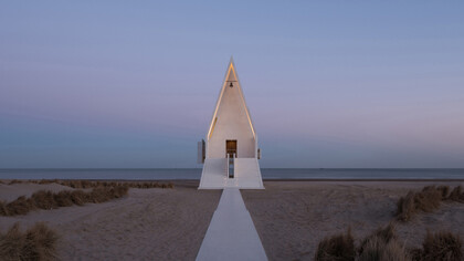 Seashore Chapel a Beidaihe, Cina