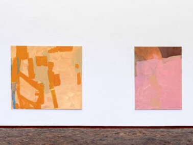Lotta Tol and Lulu Chiadmi, Thumb through the sleeve, exhibition view. Courtesy of Gerhard Hofland