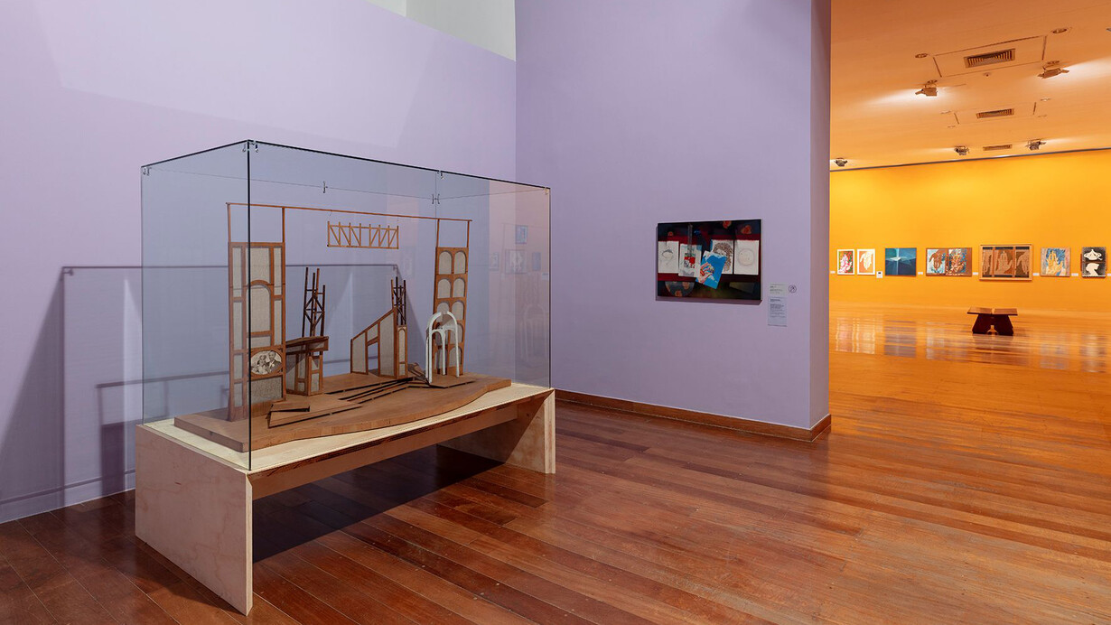 Flávio Império: hai la volontà ed è gratis, vista della mostra. Per gentile concessione della Pinacoteca