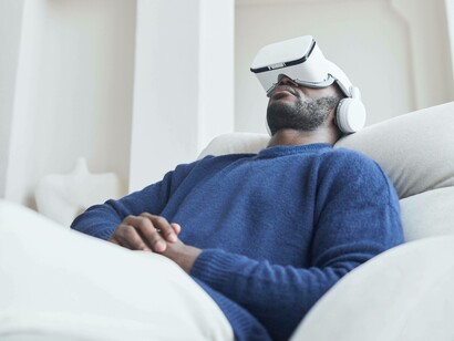 Man explores the possibilities of AI with virtual headset