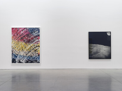 Florian Maier-Aichen, Installation view © Florian Maier-Aichen, courtesy 303 Gallery, New York