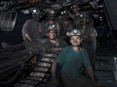 Mineros en una mina de carbón