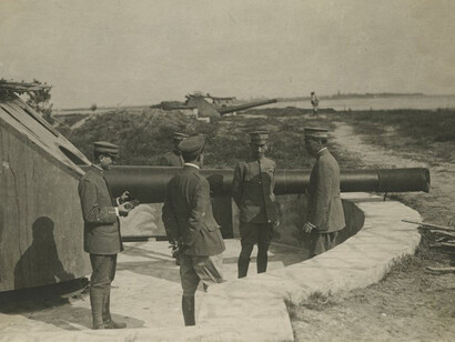 Luigi Cadorna preparò una nuova offensiva sull'Isonzo che, in termini numerici, avrebbe dovuto essere la più grande offensiva mai vista