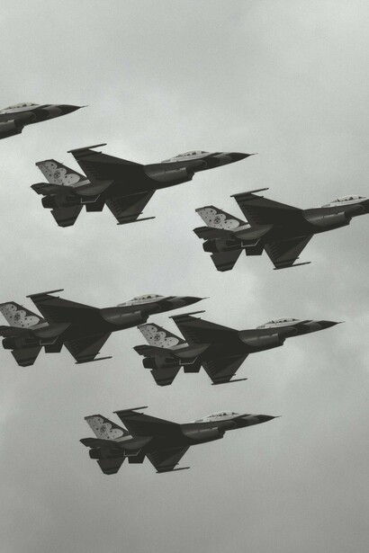 Fighter jets engaged in exercise to prepare for war