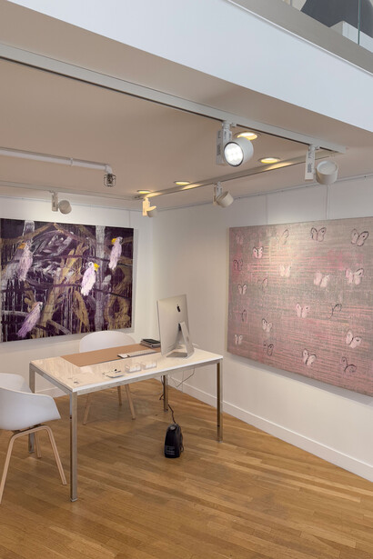 Hunt Slonem, Purple monsoon, 2023 and Pink ascension hattiesburg, 2020. Courtesy of Space Gallery St Barth