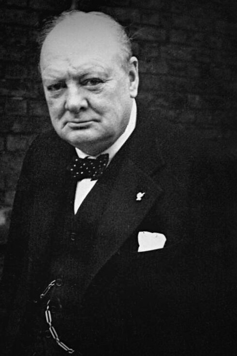 Winston Churchill, líder político que se rumorea usaba dobles idénticos