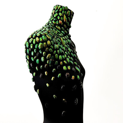 Alice Padovani, Fade to black, coleotteri su manichino, 180x20x30cm, 2020