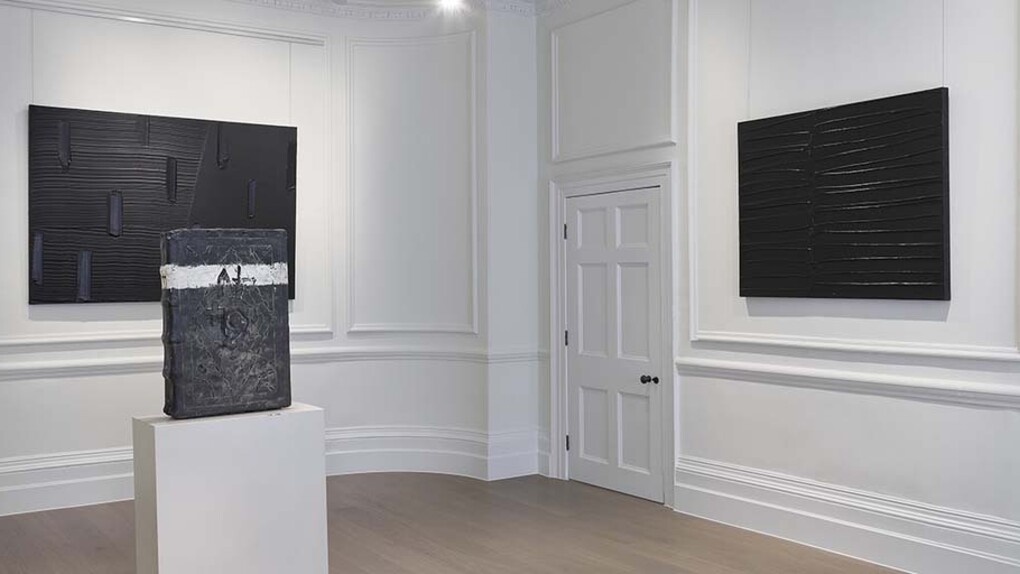 Simon Hantaï, Pierre Soulages and Antoni Tàpies. Courtesy of Timothy Taylor