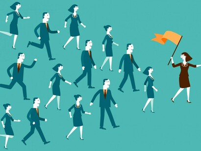 Grupo de personas siguiendo a un líder