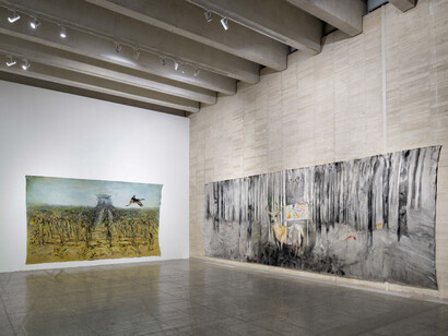 Luis Moro, El bramido de la Tierra, vista de exhibición. Cortesía del MUSAC