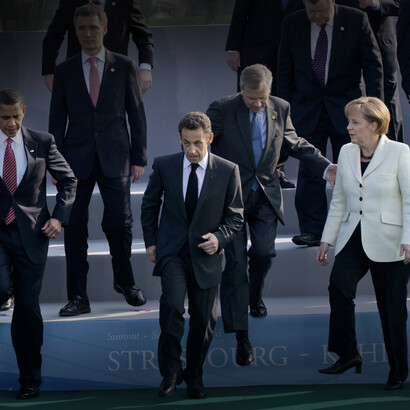 Photo de groupe lors du sommet 2009 de l'OTAN à Strasbourg-Kehl