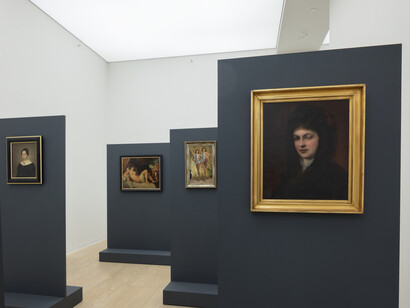 Installation view, Hans-Peter Feldmann, Simon Lee Gallery Hong Kong, 2016 - Courtesy of the artist and Simon Lee Gallery - Courtesy of the artist and Simon Lee Gallery