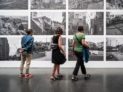Various artists, Unknown city beneath the mist, exhibition view. Courtesy of Museu d’Art Contemporani de Barcelona