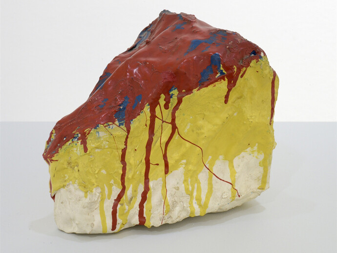 Sturtevant, Oldenburg store object, Slice of Cherry cake,
1967,
Chickenwire, cloth, plaster, enamel,
17 x 13 x 15 cm,
Courtesy Estate Sturtevant, Galerie
Thaddaeus Ropac, Paris-Salzburg