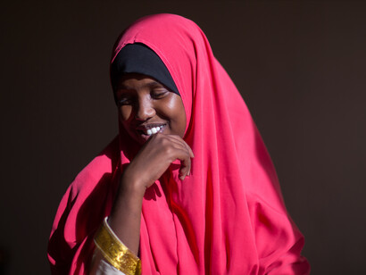 From sharing stories to growing businesses, the Somali community is thriving online, just like this young woman, who represents the energetic spirit and creativity that social media has unlocked across the region