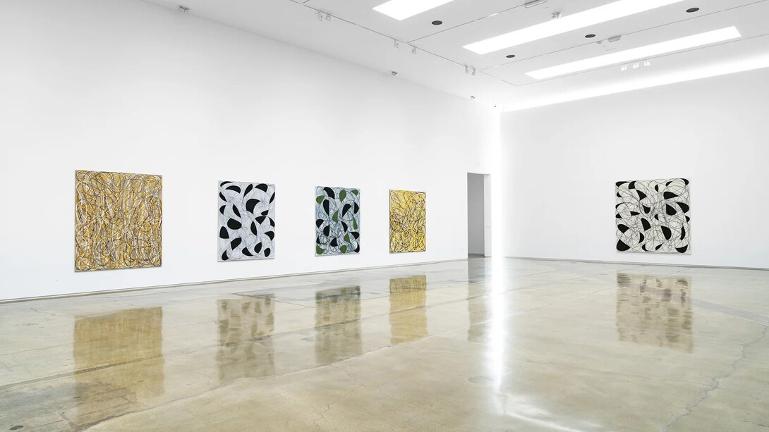 Charles Arnoldi, String theory, exhibition view. Courtesy of Michael Kohn Gallery