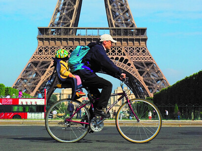 Cyclist and the Eiffel Tower