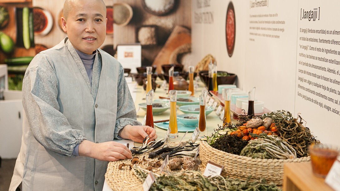 La monje experta en cocina coreana WookWan. Foto: Roberto Castelli