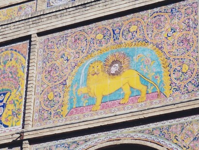 Facciata del palazzo del Golestan, Iran, foto di Flavius Roversi