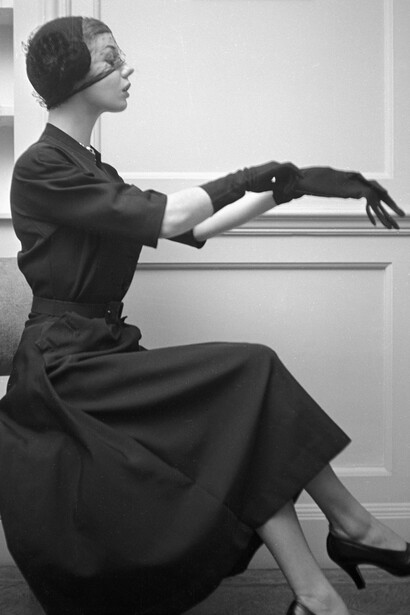 More Taste Than Money British Vogue, February 1950 © Norman Parkinson Ltd