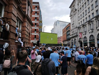 A public celebration in Manchester honored City’s Treble triumph, the second “continental treble” achieved by an English men’s team since Manchester United’s 1998–99 success. The event took place beside the Tootal, Broadhurst and Lee Building