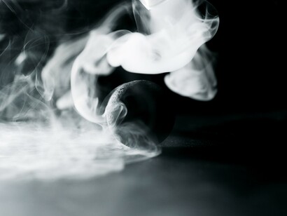 Sfera evanescente. Tutto ciò che percepiamo come realtà materiale è Spirito Inconoscibile, Mente Universale