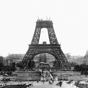 Paris 1888 construction Eiffel