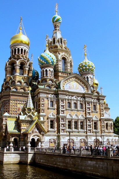 Facciata della cattedrale del Salvatore del Sangue Versato, San Pietroburgo, Russia