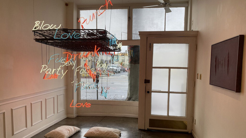 Sexy Xmas III. Courtesy of The Lodge