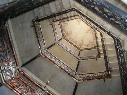 Scala interna in stile Liberty