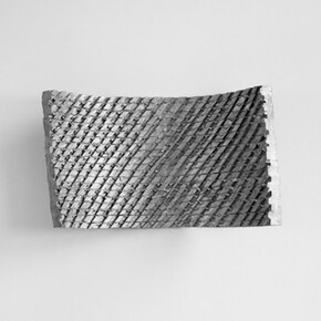 Heiko Räpple, Epi, 2009, Aluminium, 114 x 69 x 45 cm, Courtesy Galerie Judith Andreae