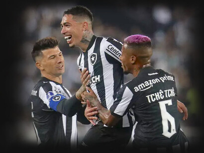 Jogadores do Botafogo comemoram