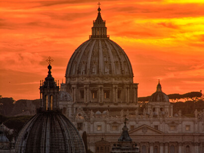 The sunset over St. Peter's Basilica, Piazza San Pietro in the Vatican City