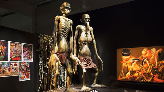 Vue de l'exposition "Enfers et fantômes d'Asie" © musée du quai Branly - Jacques Chirac, photo Gautier Deblonde