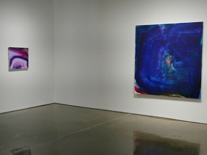 Moving through, exhibition view. Courtesy of Hathaway