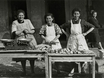 La vida por delante, La infancia en la calle, 1941-1951, Fotografías de Valentín Vega. Courtesy of MNA