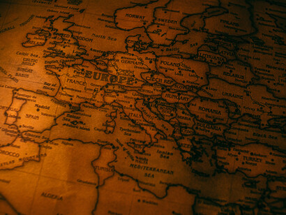 Faz-se necessária a educação da cultura africana e afro-brasileira para além de perspectivas eurocentradas