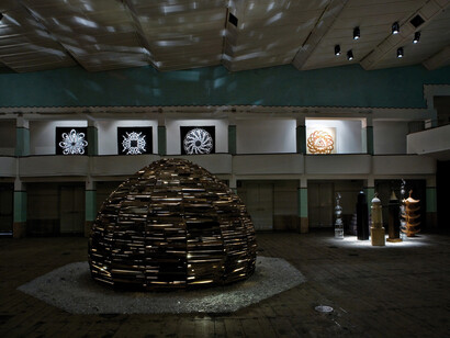The Other Side of the Mirror exposition (2011) visione della mostra a Galleria Continua / San Gimignano. Courtesy: the artist and GALLERIA CONTINUA, San Gimignano / Beijing / Les Moulins. Photo by: Ela Bialkowska
