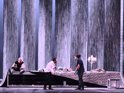 Acalorada discusión en escena