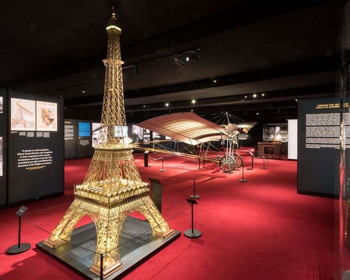 Cartier in Motion. ® Nigel Young-Foster + Partners