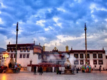Johkang Temple, Lhasa, Nomadic Tibet