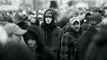 Trump tem uma base social de milhões de norte-americanos e, entre os mais fiéis, grupos de supremacistas brancos