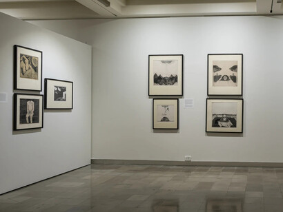 Gulammohammed Sheikh, Hand prints | Mind prints, exhibition view. Courtesy of Vadehra Art Gallery