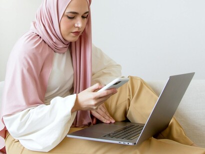 Il cervello, abituato a stimoli brevi e simultanei, fatica sempre di più a mantenere la concentrazione su un’unica attività per periodi prolungati