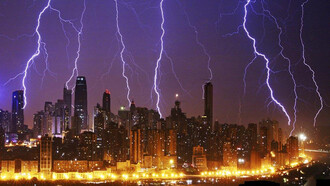 Chongqing, China. Tempestade sobre a cidade