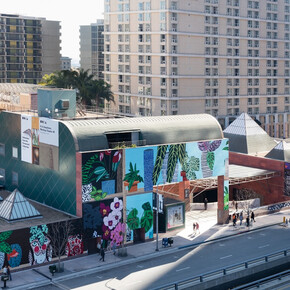 Jonas Wood, Exhibition view. Courtesy of MOCA