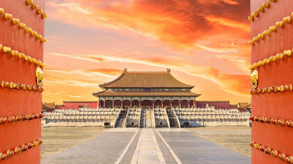 Vista de la Cuidad Prohibida en Beijing, China al atardecer