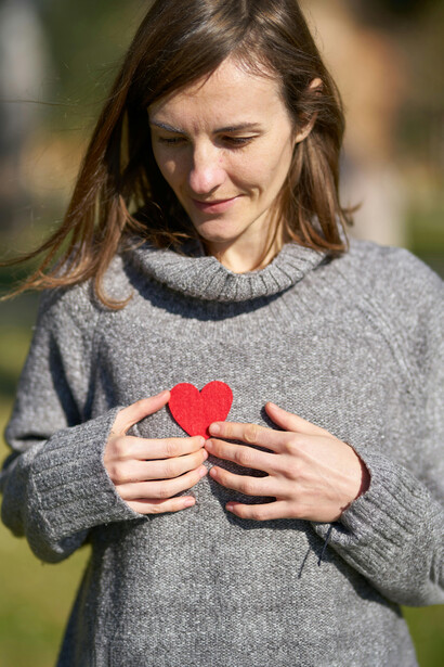 La monogamia obligatoria y el matrimonio no son verdades universales, sino construcciones culturales que reproducen relaciones de poder