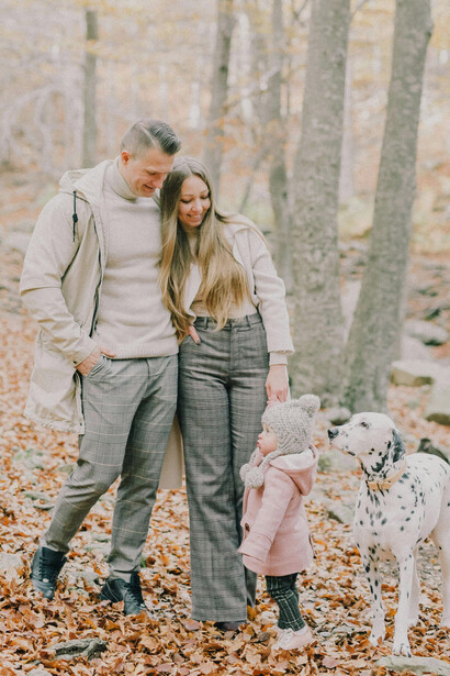 A história da árvore generosa nos lembra que o autocuidado é essencial para que a maternidade seja uma jornada sustentável e gratificante